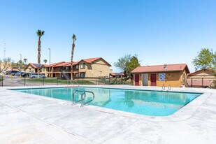 Sunset Pointe Apartments in Barstow, CA - Building Photo