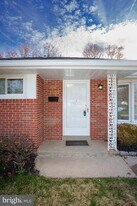 4305 Elmwood Rd in Beltsville, MD - Building Photo