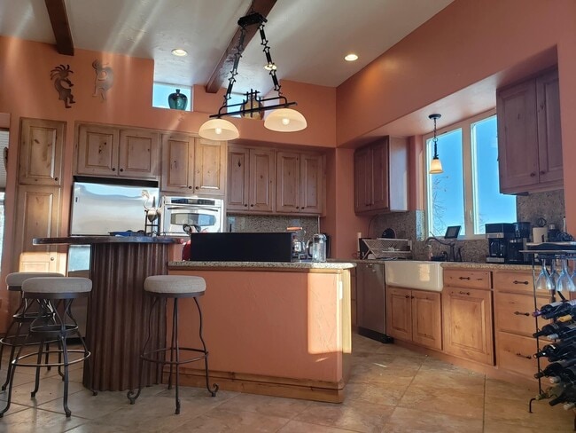 361 Longhorn Dr in La Veta, CO - Building Photo - Building Photo