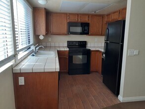 7892 Mission Vista Dr in San Diego, CA - Building Photo - Building Photo