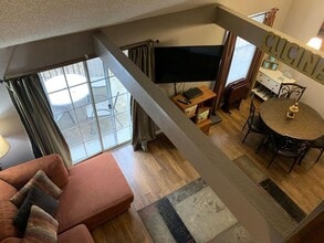 16 Fall Creek Dr in Branson, MO - Foto de edificio - Building Photo