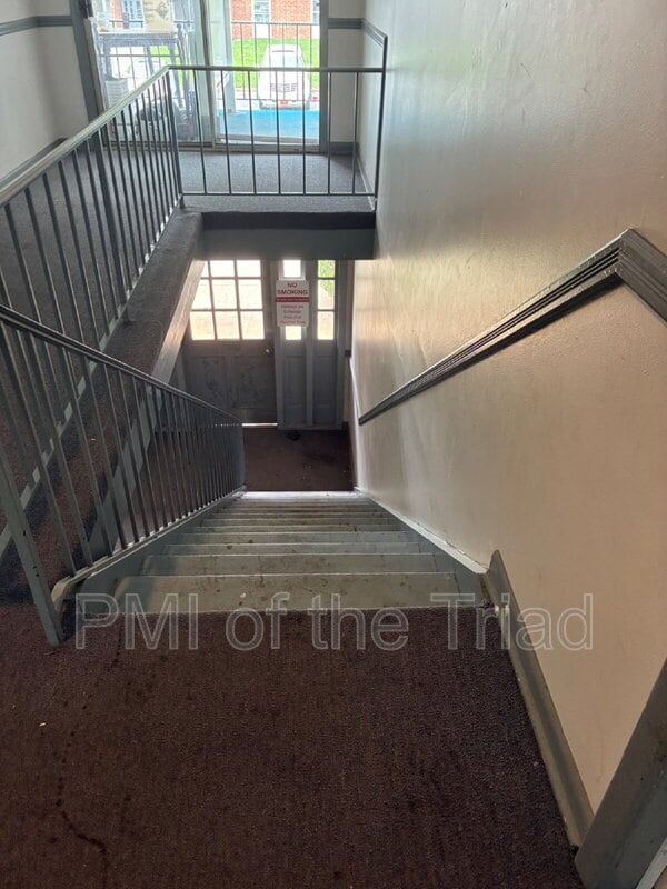 2829 North O.Henry Boulevard in Greensboro, NC - Building Photo - Building Photo