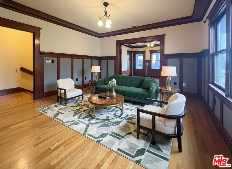 1123 Marion Ave in Los Angeles, CA - Building Photo