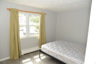 924 Main St, Unit 21 in Woburn, MA - Building Photo - Building Photo