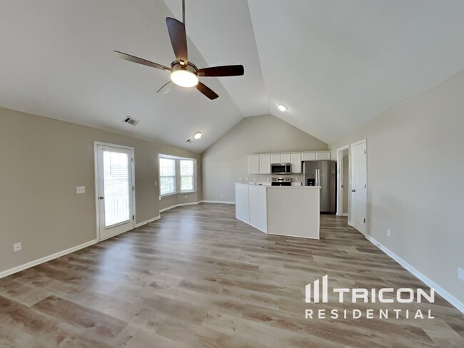 1889 Olive Cir in Nashville, TN - Building Photo - Building Photo