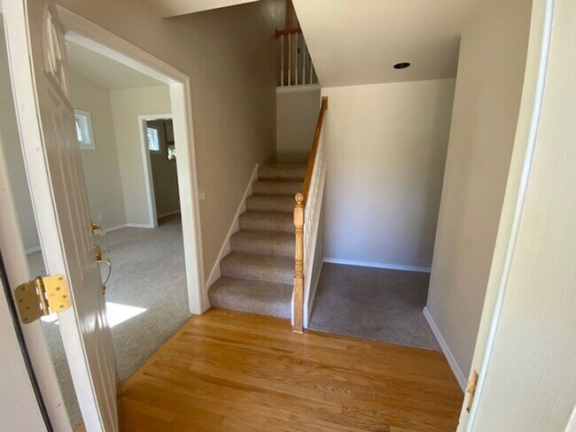 1153 NW Knoxville Blvd in Bend, OR - Building Photo - Building Photo