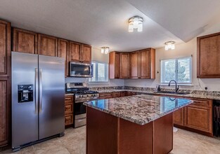 4905 Linda Ln in Farmington, NM - Building Photo - Building Photo