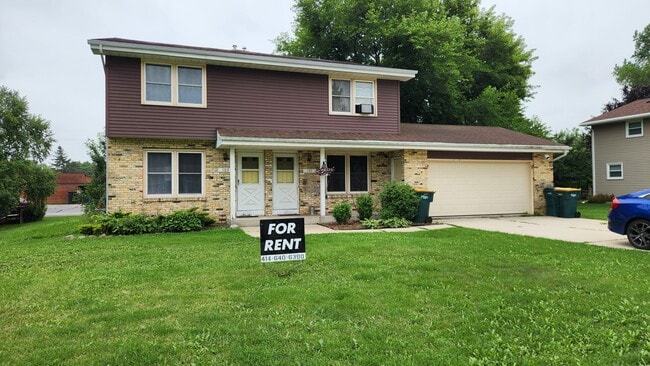 property at 103 W Stoney Ridge Way