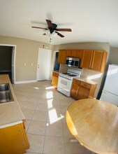 634 East St in New Britain, CT - Building Photo - Building Photo