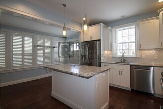 33 Columbia St in Portsmouth, NH - Building Photo - Building Photo