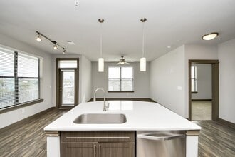 5454 Washington St in Houston, TX - Building Photo - Building Photo