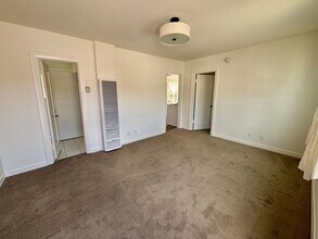 2809-2821.5-28215 Rowena Ave in Los Angeles, CA - Building Photo - Building Photo