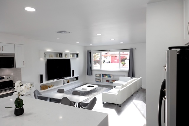 property at 53130 Avenida Mendoza