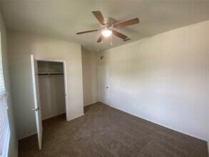 1721 Megan Creek Dr in Little Elm, TX - Building Photo - Building Photo