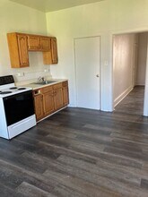 27 S Locust St, Unit 1 in Hagerstown, MD - Foto de edificio - Building Photo