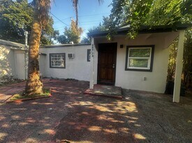 638 50th St in West Palm Beach, FL - Building Photo