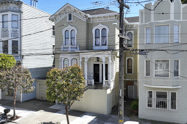 1753 Greenwich St in San Francisco, CA - Building Photo - Building Photo