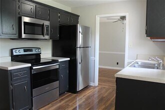 1452 Buchanon Dr in Clarksville, TN - Building Photo - Building Photo