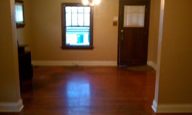 7152 Dawson Pl in Jennings, MO - Building Photo - Building Photo