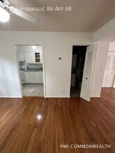 2517 Hydraulic Rd in Charlottesville, VA - Building Photo - Building Photo