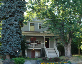 611 S Bernard St in Spokane, WA - Foto de edificio - Building Photo