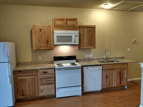 16219 Oxbow Trl in Buda, TX - Foto de edificio - Building Photo