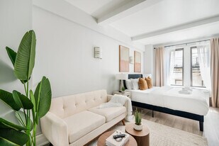 240 W 73rd St, Unit SI ID1022049P in New York, NY - Building Photo