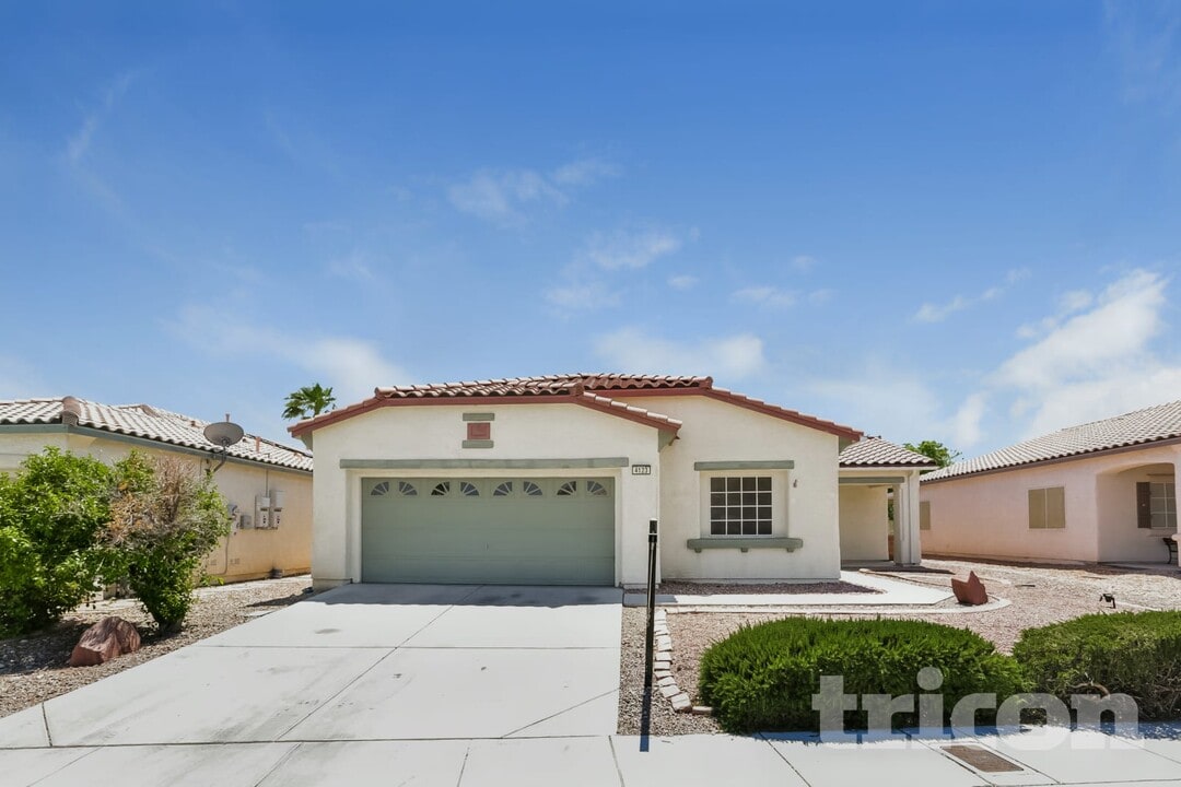 4123 Farmdale Ave in North Las Vegas, NV - Foto de edificio