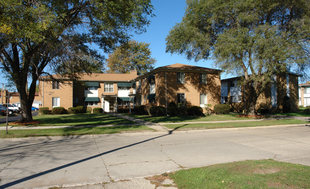 Cadillac Apartments in Warren, MI - Building Photo