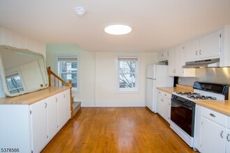 67 Ferry St in Lambertville, NJ - Building Photo - Building Photo