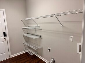 2855 Amsterdam Ln in Chattanooga, TN - Building Photo - Building Photo