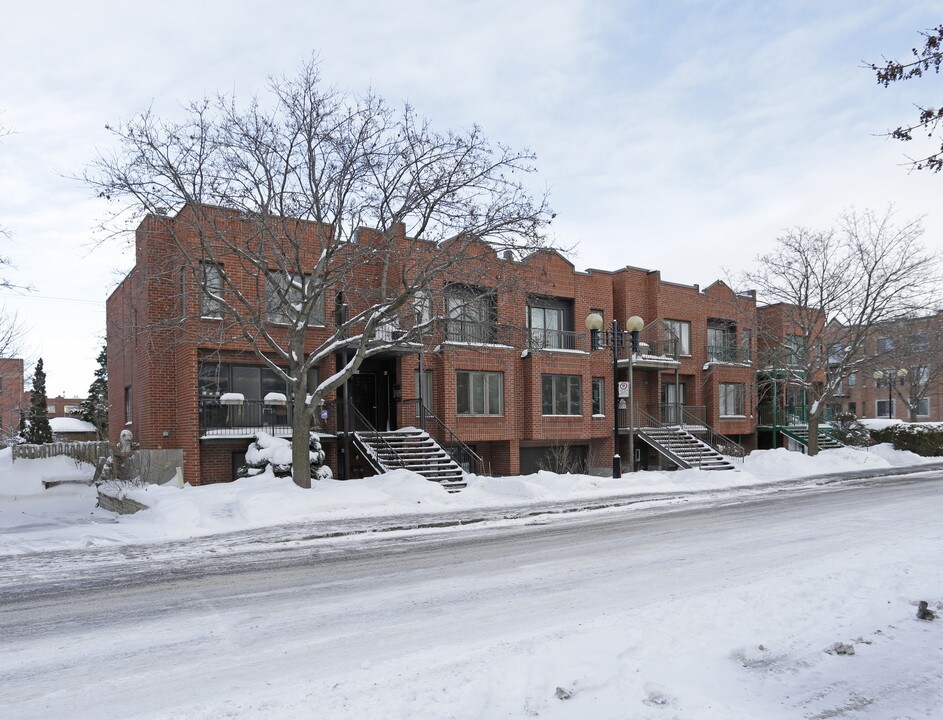 4203 Moïse-Picard in Montréal, QC - Building Photo
