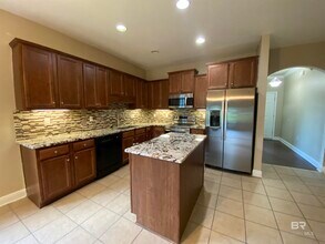 10608 Dunmore Dr in Daphne, AL - Building Photo - Building Photo