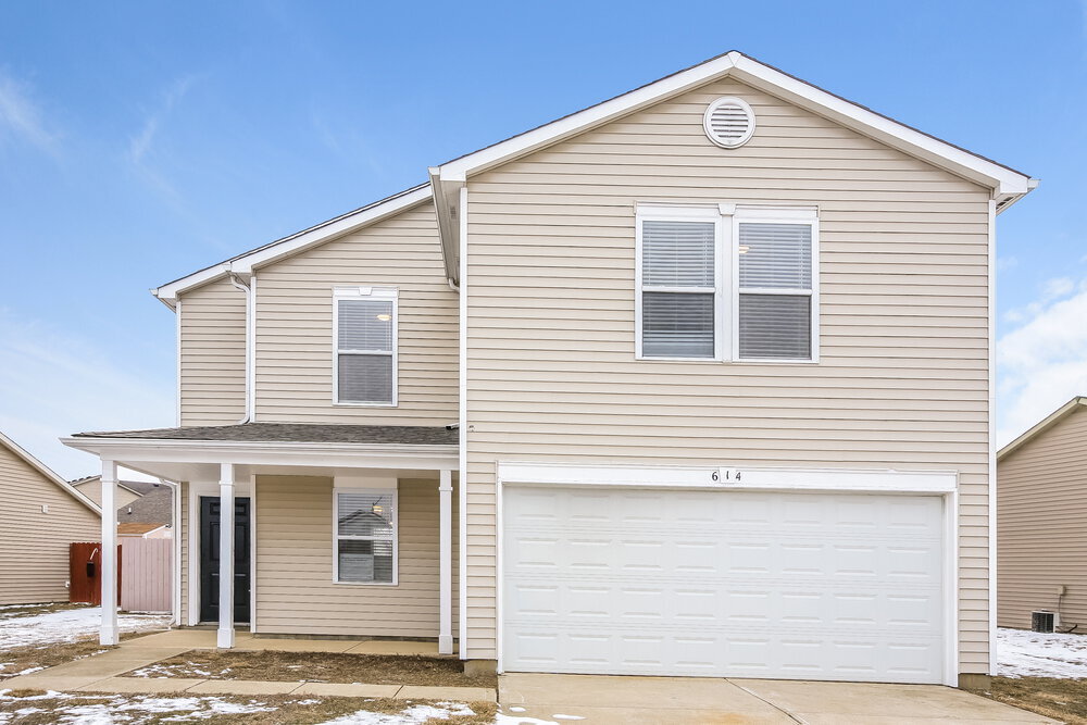 614 Streamside Dr in Greenfield, IN - Building Photo