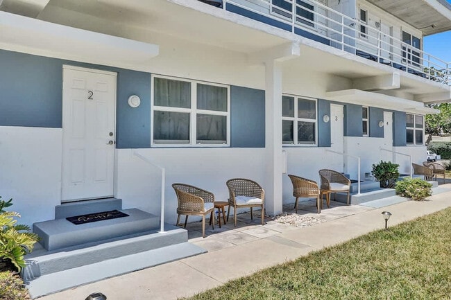 851 N Surf Rd in Hollywood, FL - Building Photo - Building Photo
