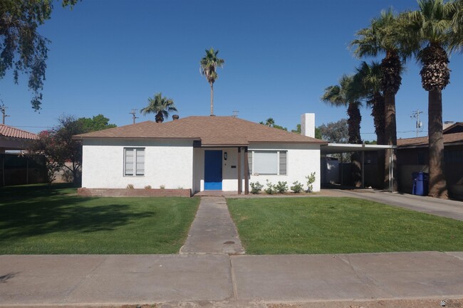 property at 652 S 9th Ave