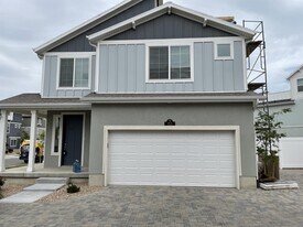 153 E Brushy Canyon St in Saratoga Springs, UT - Building Photo