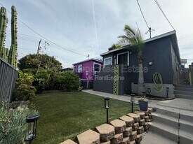2987 Clay Ave in San Diego, CA - Building Photo