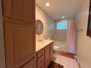260 N St Marys Rd in Libertyville, IL - Building Photo - Building Photo