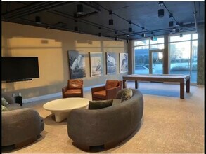 6633 Buswell St in Richmond, BC - Building Photo - Building Photo