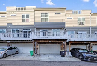 9908 Wood Edge Wy in Lanham, MD - Building Photo - Building Photo