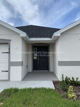 11838 Stone Pine St in Riverview, FL - Building Photo - Building Photo