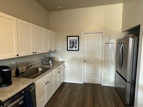 938 E Amelia Ave, Unit 3 in Phoenix, AZ - Building Photo - Building Photo