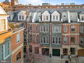 208 Gaskill St in Philadelphia, PA - Foto de edificio - Building Photo