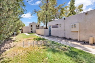 930 S Dobson Rd in Mesa, AZ - Building Photo - Building Photo