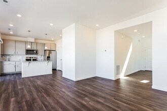 4653 N Tower Dr in Denver, CO - Building Photo - Building Photo
