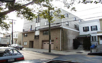 6901 Polk St Apartments