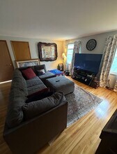 67 Princeton Pl, Unit Upper Unit 2 in Orchard Park, NY - Building Photo - Building Photo