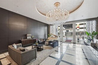 100 S Eola Dr, Unit 712 in Orlando, FL - Building Photo - Building Photo