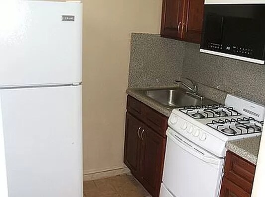 352 Hancock St in Brooklyn, NY - Building Photo